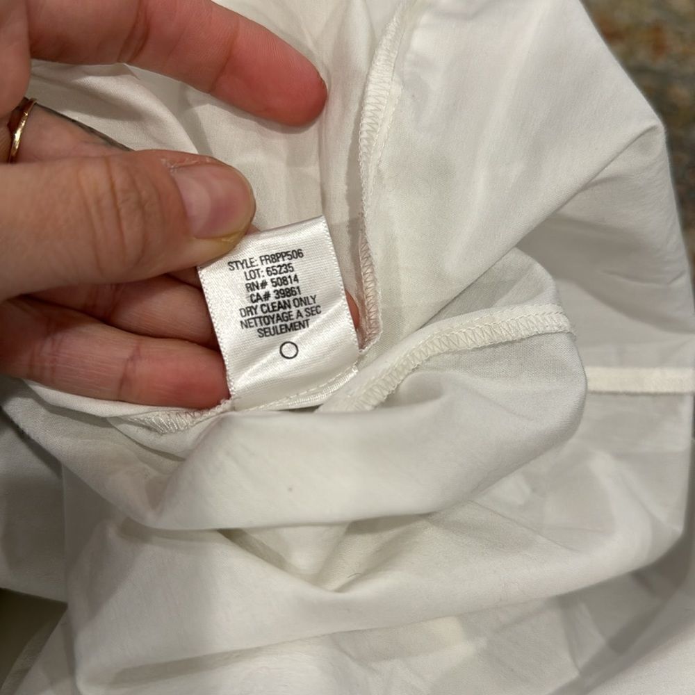 Tahari button down - Picture 6 of 7